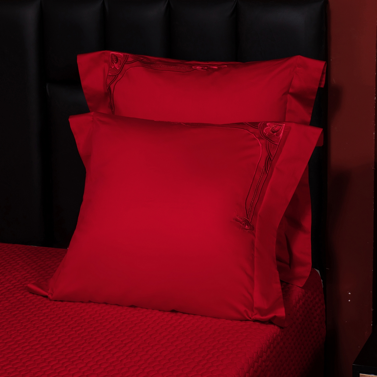 91家纺网 家纺一手货源 找家纺 柏拉图 2025新款100s贡缎长绒棉提花婚庆系列四件套多件套 锦绣年华红