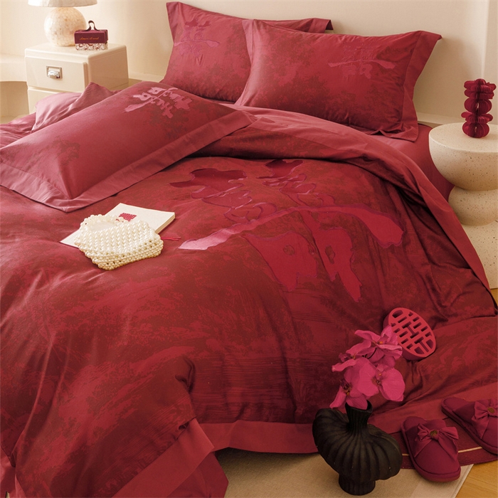 91家纺网 家纺一手货源 找家纺 宏羽纺家纺 2025新款100s全棉纯棉贡缎司马棉法式刺绣花边四件套-江山画-红