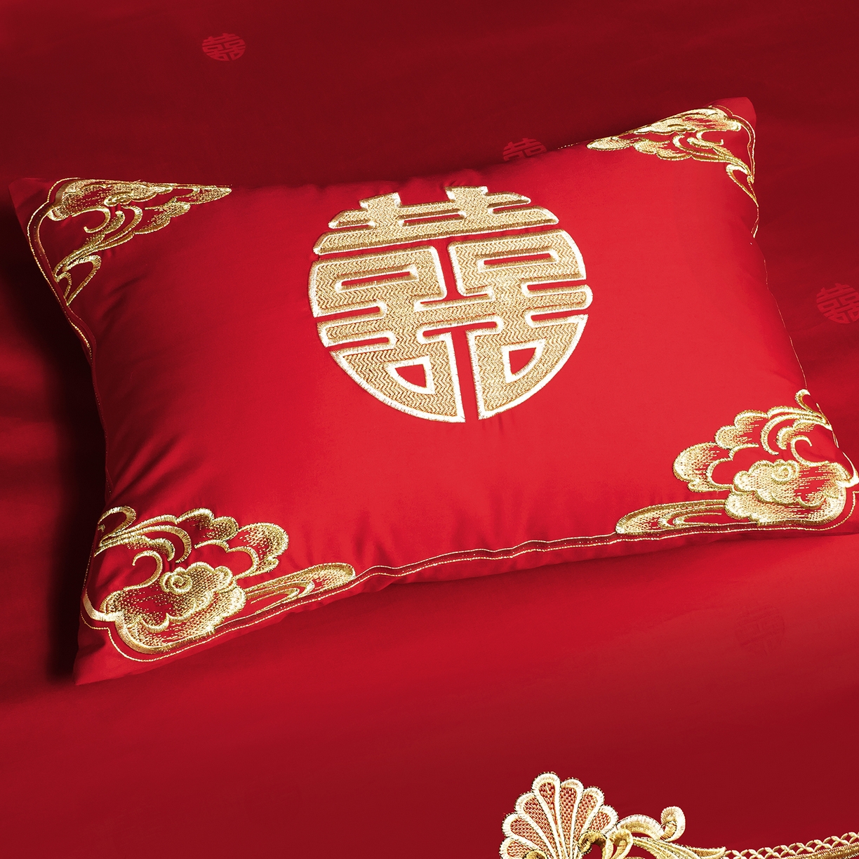 91家纺网 家纺一手货源 找家纺 柏拉图 2025新款100s贡缎长绒棉提花婚庆系列四件套多件套 爱的盛宴