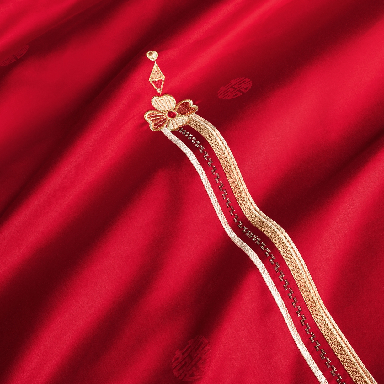 91家纺网 家纺一手货源 找家纺 柏拉图 2025新款100s贡缎长绒棉提花婚庆系列四件套多件套 爱的盛宴