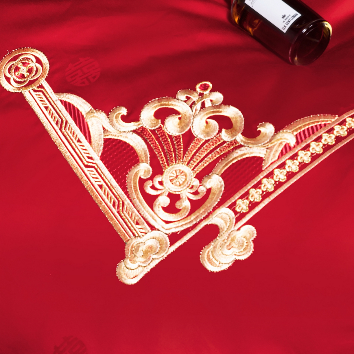 91家纺网 家纺一手货源 找家纺 柏拉图 2025新款100s贡缎长绒棉提花婚庆系列四件套多件套 爱的盛宴