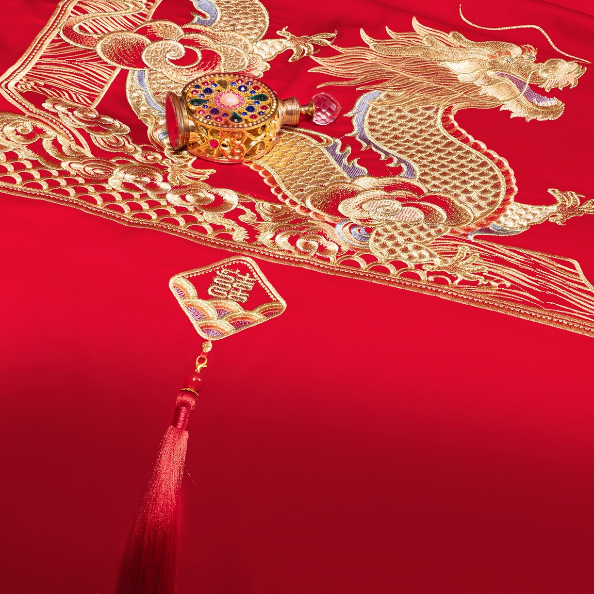 91家纺网 家纺一手货源 找家纺 柏拉图 2025新款100s贡缎长绒棉提花婚庆系列四件套多件套 佳偶天成