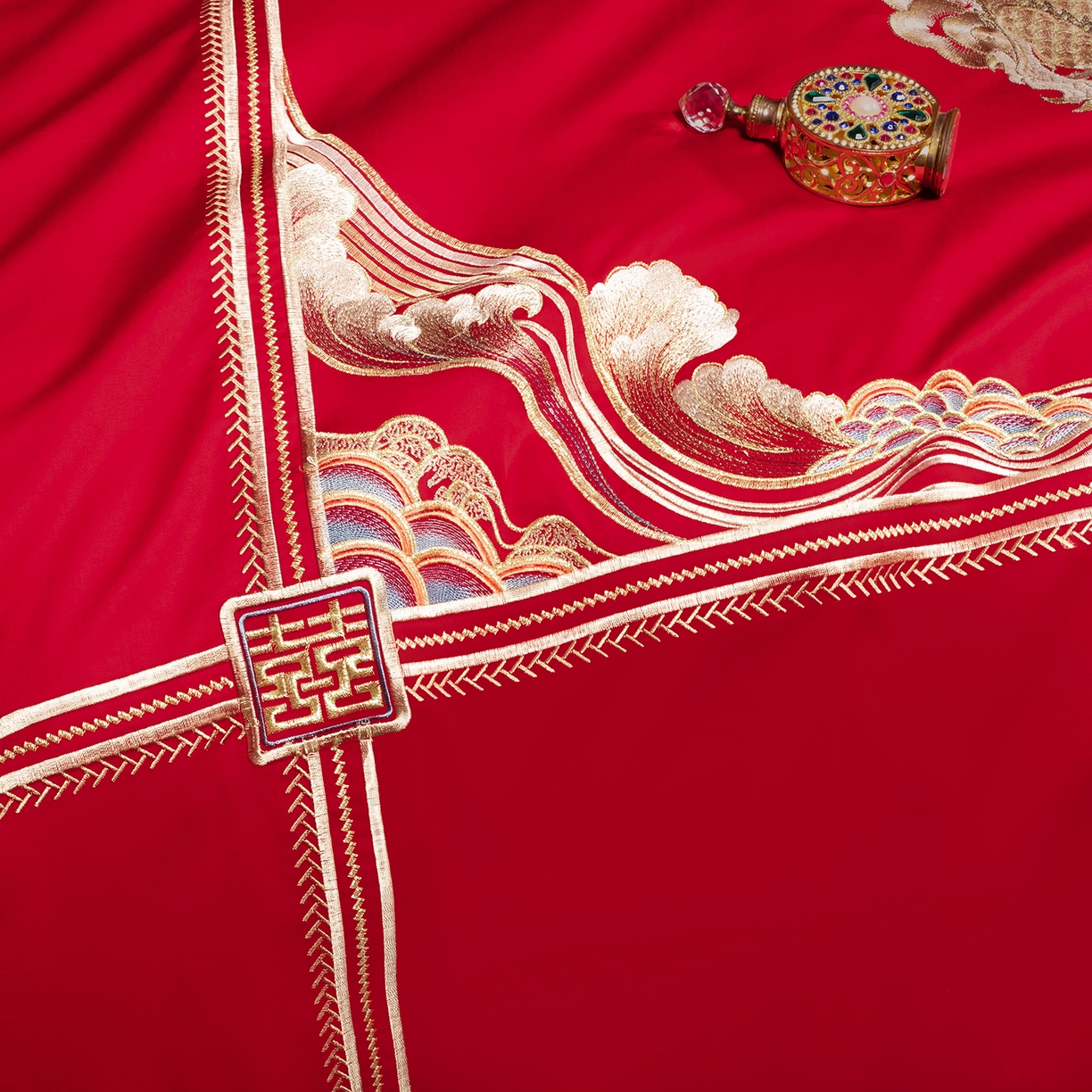 91家纺网 家纺一手货源 找家纺 柏拉图 2025新款100s贡缎长绒棉提花婚庆系列四件套多件套 龙凤爱恋