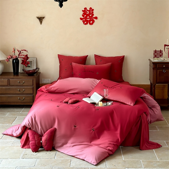 91家纺网 家纺一手货源 找家纺 宏羽纺家纺 2025新款100s全棉纯棉贡缎司马棉法式刺绣花边四件套 慢慢爱