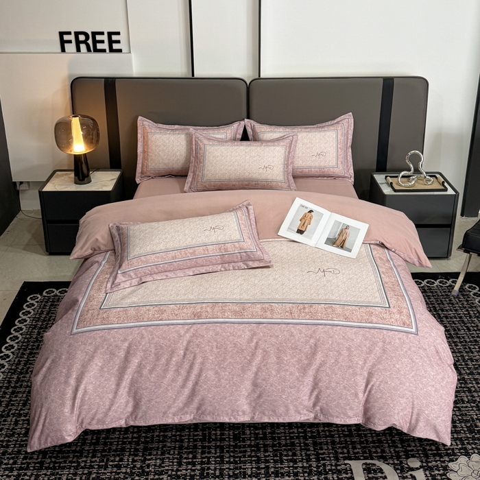 91家纺网 家纺一手货源 找家纺 喜四方 2025新款加厚全棉大版印花四件套 复古图腾-粉