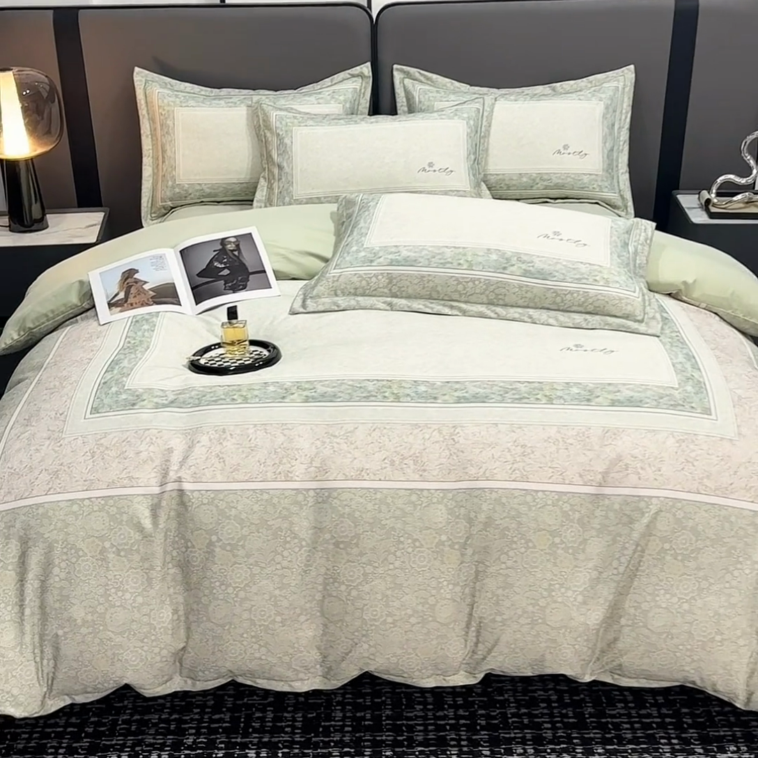 91家纺网 家纺一手货源 找家纺 喜四方 2025新款加厚全棉大版印花四件套 寻觅花香-绿