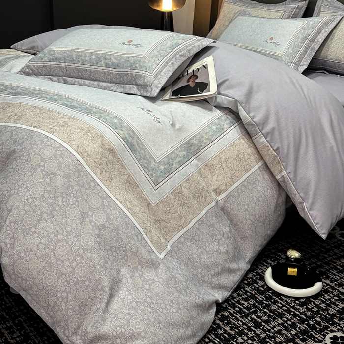 91家纺网 家纺一手货源 找家纺 喜四方 2025新款加厚全棉大版印花四件套 寻觅花香-灰