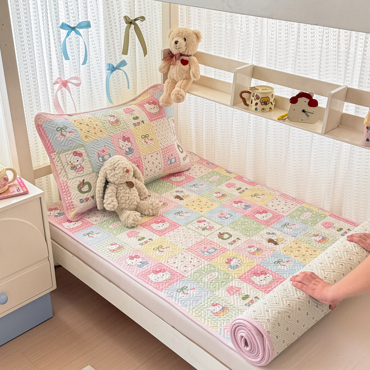 91家纺网 家纺一手货源 找家纺 简宜家居（朝初家纺） 2025新款纯棉夹棉床盖学生三件套 拼布乐园 -平铺床盖