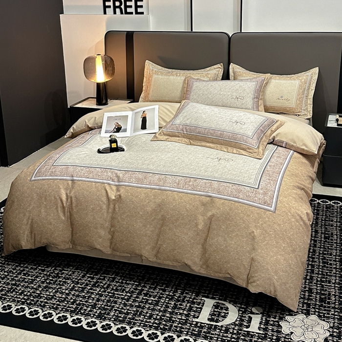 91家纺网 家纺一手货源 找家纺 喜四方 2025新款加厚全棉大版印花四件套 复古图腾-咖