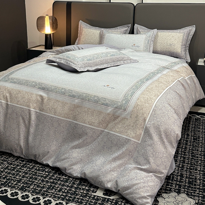 91家纺网 家纺一手货源 找家纺 喜四方 2025新款加厚全棉大版印花四件套 寻觅花香-灰