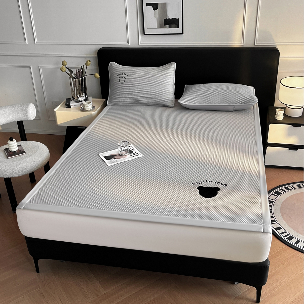 91家纺网 家纺一手货源 找家纺 奇丝雅 2025新款A类凉豆豆凉席-成人款 八宝熊  -灰