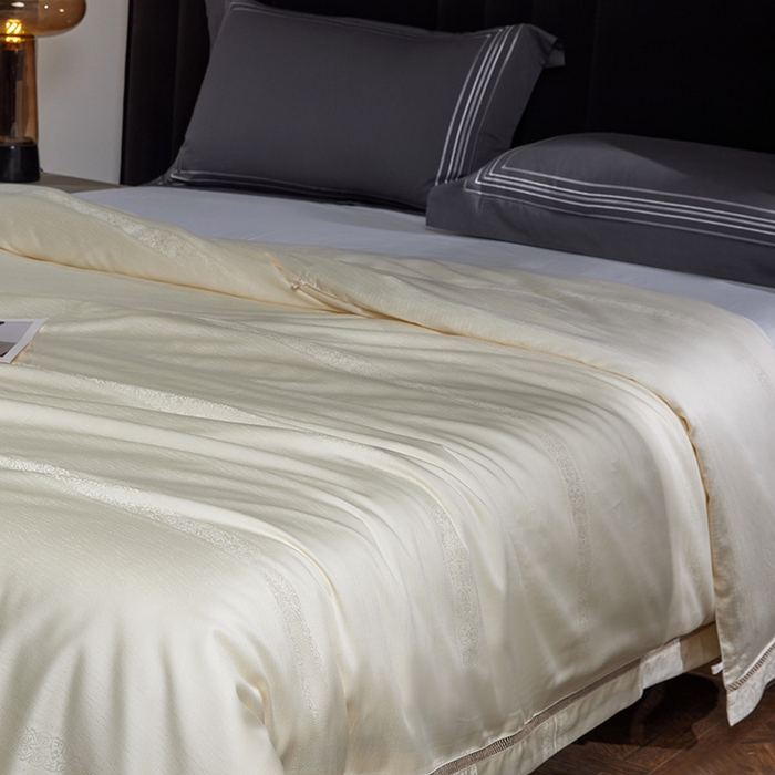 91家纺网 家纺一手货源 找家纺 （总）群鹿蚕丝羽绒馆 2025新款高支全棉蚕丝被镂空款绫系列【柞蚕丝填充可质检】