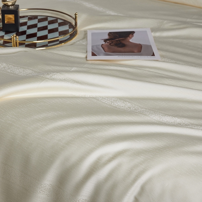 91家纺网 家纺一手货源 找家纺 （总）群鹿蚕丝羽绒馆 2025新款高支全棉蚕丝被镂空款绫系列【柞蚕丝填充可质检】