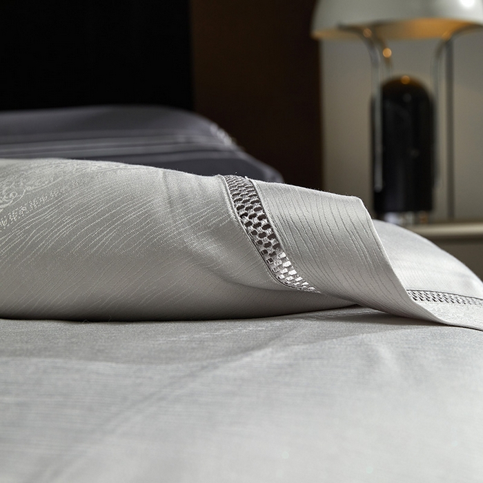 91家纺网 家纺一手货源 找家纺 群鹿蚕丝羽绒馆 2025新款高支全棉蚕丝被镂空款绫系列【柞蚕丝填充可质检】 镂空款绫系列高级灰