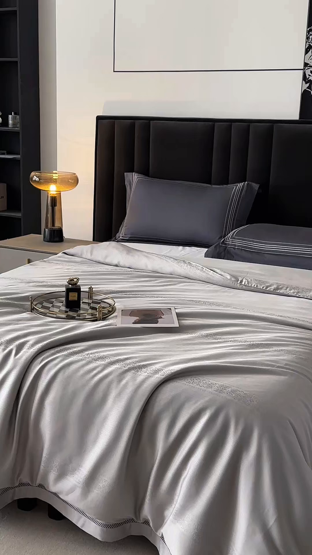 91家纺网 家纺一手货源 找家纺 群鹿蚕丝羽绒馆 2025新款高支全棉蚕丝被镂空款绫系列【柞蚕丝填充可质检】 镂空款绫系列高级灰