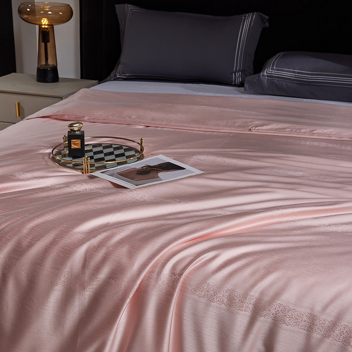 91家纺网 家纺一手货源 找家纺 群鹿蚕丝羽绒馆 2025新款高支全棉蚕丝被镂空款绫系列【柞蚕丝填充可质检】 镂空款绫系列藕玉