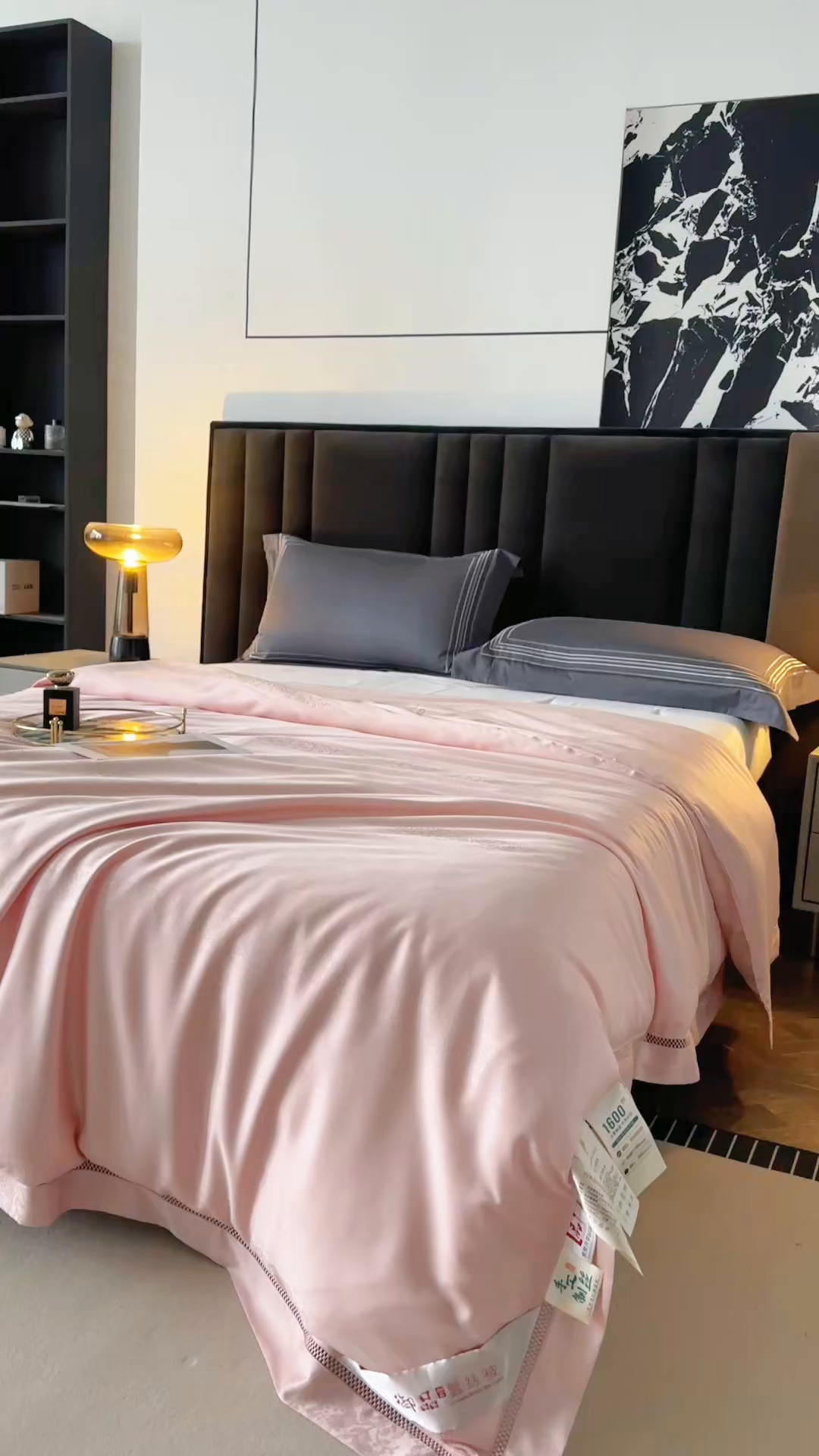 91家纺网 家纺一手货源 找家纺 群鹿蚕丝羽绒馆 2025新款高支全棉蚕丝被镂空款绫系列【柞蚕丝填充可质检】 镂空款绫系列藕玉