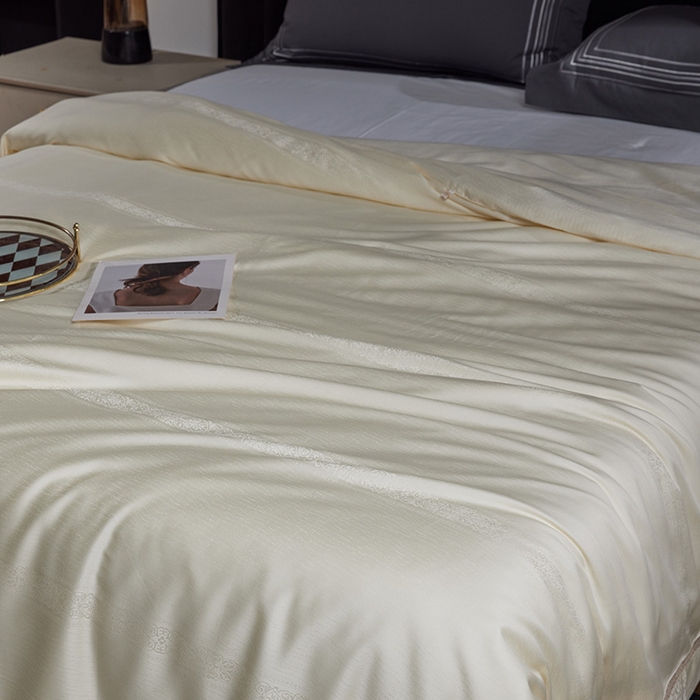 91家纺网 家纺一手货源 找家纺 群鹿蚕丝羽绒馆 2025新款高支全棉蚕丝被镂空款绫系列【柞蚕丝填充可质检】 镂空款绫系列香槟