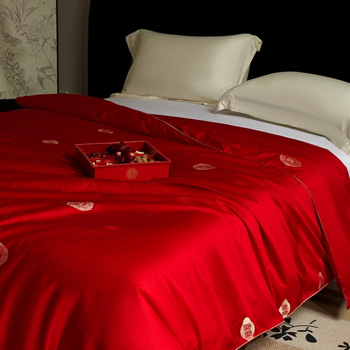 91家纺网 家纺一手货源 找家纺 群鹿蚕丝羽绒馆 2025新款高支全棉蚕丝被喜事连连系列【柞蚕丝填充可质检】 喜事连连 红