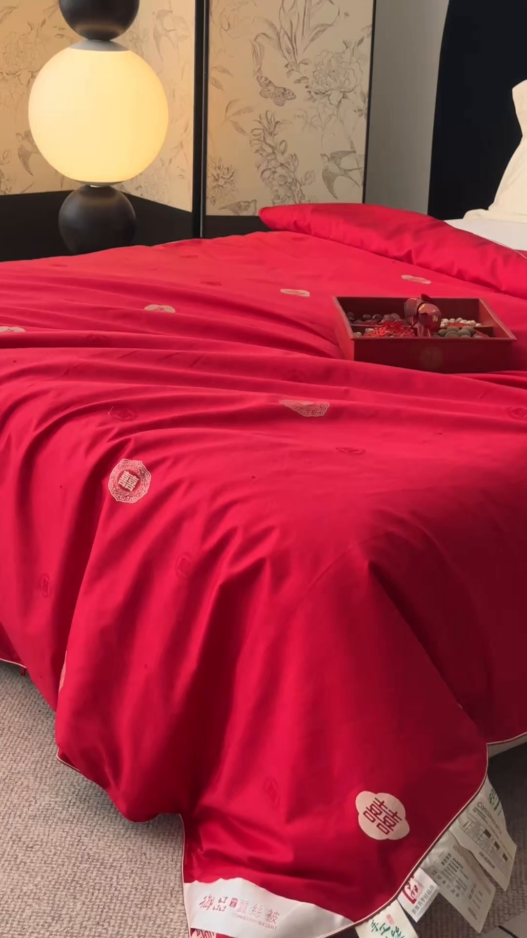 91家纺网 家纺一手货源 找家纺 群鹿蚕丝羽绒馆 2025新款高支全棉蚕丝被喜事连连系列【柞蚕丝填充可质检】 喜事连连 红