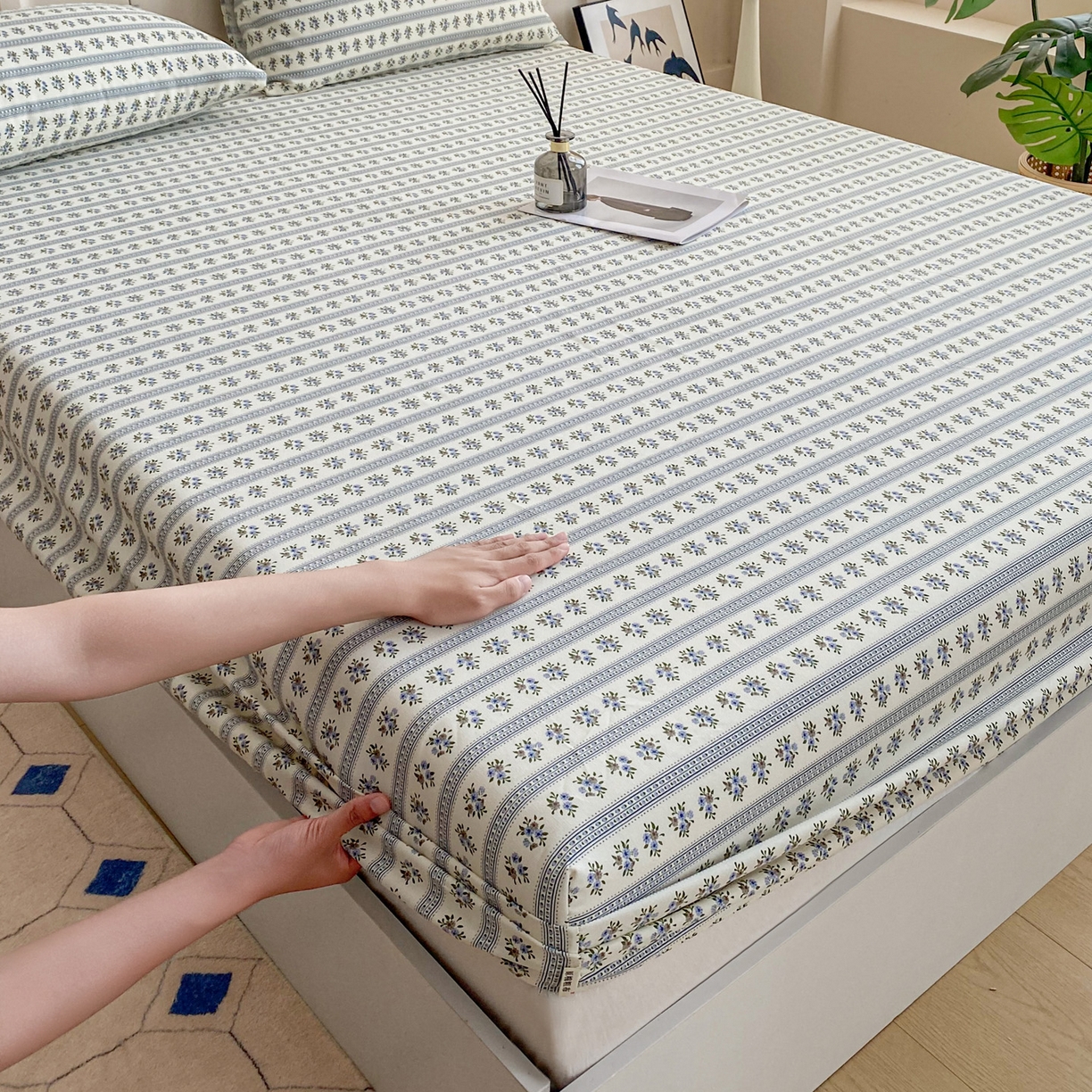 91家纺网 家纺一手货源 找家纺 首爱家纺 2025新款升级细纱原棉老粗布印花单床笠床笠单件单品床笠 蓝心