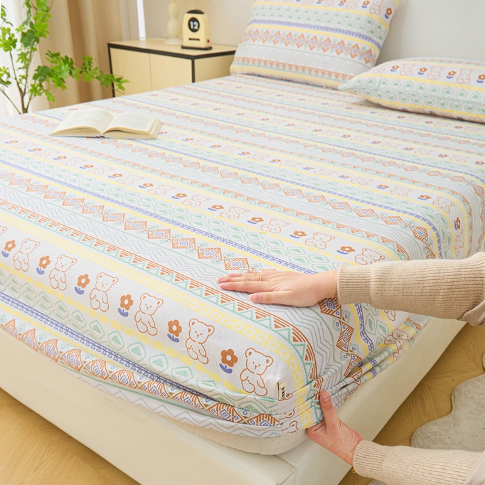 91家纺网 家纺一手货源 找家纺 首爱家纺 2025新款升级细纱原棉老粗布印花单床笠床笠单件单品床笠 条纹小熊