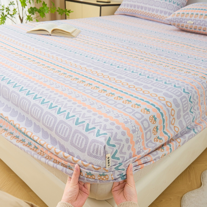 91家纺网 家纺一手货源 找家纺 棉乐町家居 2025新款升级细纱原棉老粗布印花单床笠床笠单件单品床笠 草莓情