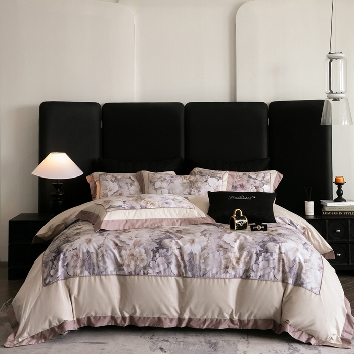 91家纺网 家纺一手货源 找家纺 佳汐蓝家纺 2025秋冬新款臻棉磨毛数码印花大拼角四件套 嘉园-咖