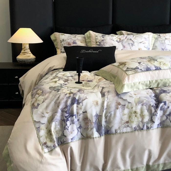 91家纺网 家纺一手货源 找家纺 佳汐蓝家纺 2025秋冬新款臻棉磨毛数码印花大拼角四件套 嘉园-绿