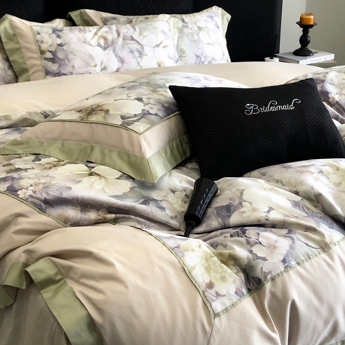 91家纺网 家纺一手货源 找家纺 佳汐蓝家纺 2025秋冬新款臻棉磨毛数码印花大拼角四件套 嘉园-绿