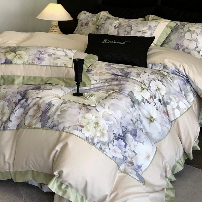 91家纺网 家纺一手货源 找家纺 佳汐蓝家纺 2025秋冬新款臻棉磨毛数码印花大拼角四件套 嘉园-绿