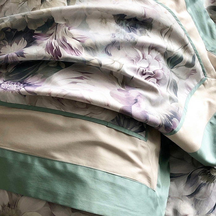 91家纺网 家纺一手货源 找家纺 佳汐蓝家纺 2025秋冬新款臻棉磨毛数码印花大拼角四件套 娇晓-绿