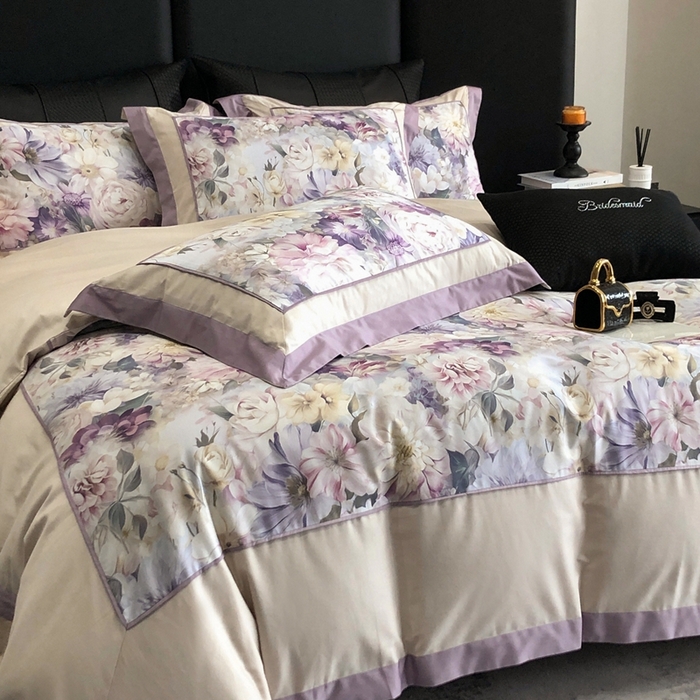 91家纺网 家纺一手货源 找家纺 佳汐蓝家纺 2025秋冬新款臻棉磨毛数码印花大拼角四件套 娇晓-紫