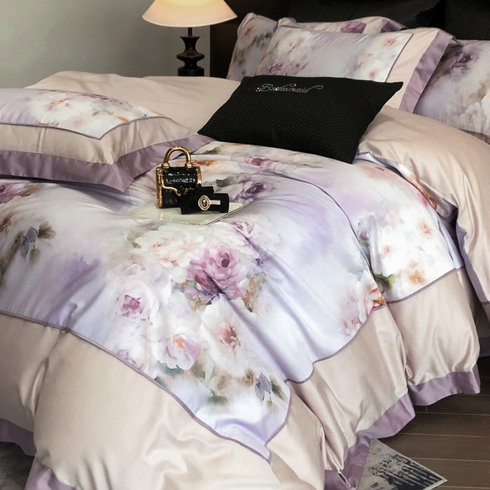 91家纺网 家纺一手货源 找家纺 佳汐蓝家纺 2025秋冬新款臻棉磨毛数码印花大拼角四件套 萧然-粉