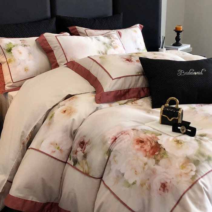 91家纺网 家纺一手货源 找家纺 佳汐蓝家纺 2025秋冬新款臻棉磨毛数码印花大拼角四件套 萧然-黄