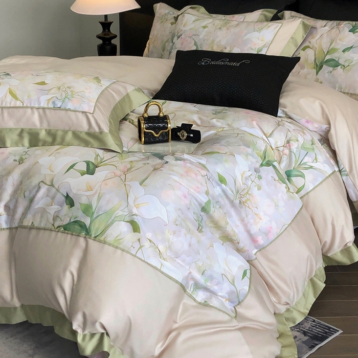 91家纺网 家纺一手货源 找家纺 佳汐蓝家纺 2025秋冬新款臻棉磨毛数码印花大拼角四件套 雅佳茹-绿