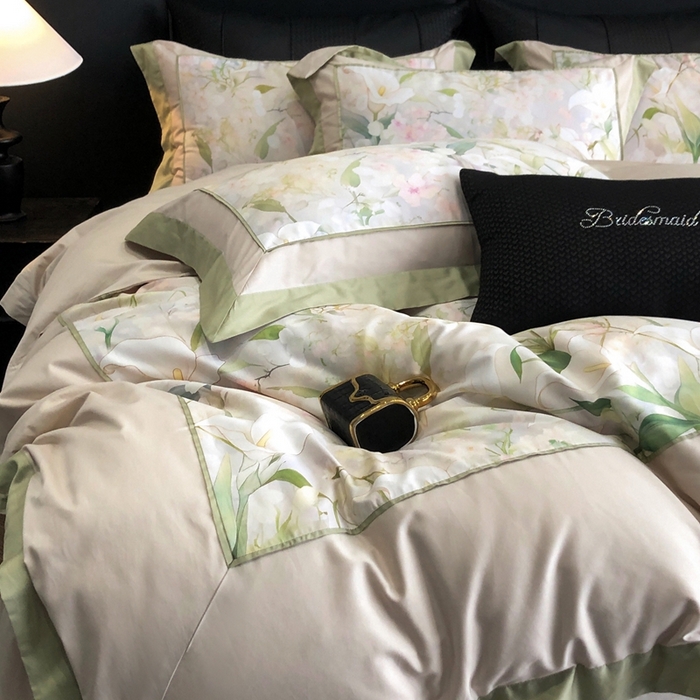 91家纺网 家纺一手货源 找家纺 佳汐蓝家纺 2025秋冬新款臻棉磨毛数码印花大拼角四件套 雅佳茹-绿