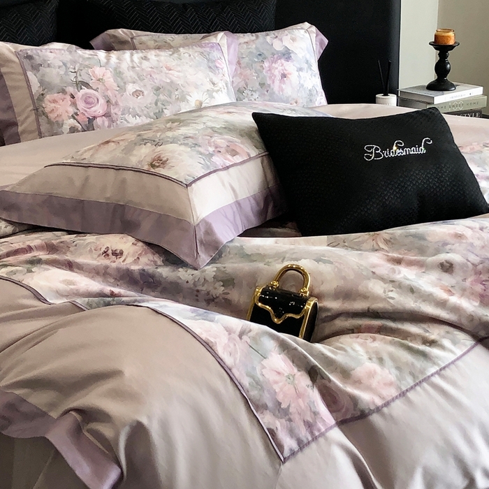 91家纺网 家纺一手货源 找家纺 佳汐蓝家纺 2025秋冬新款臻棉磨毛数码印花大拼角四件套 嫣岚-咖