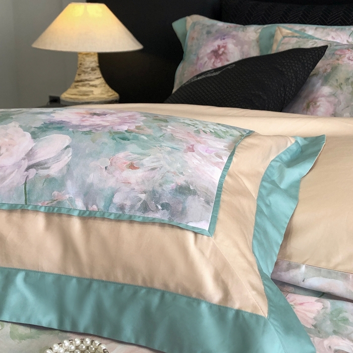 91家纺网 家纺一手货源 找家纺 佳汐蓝家纺 2025秋冬新款臻棉磨毛数码印花大拼角四件套 嫣岚-绿