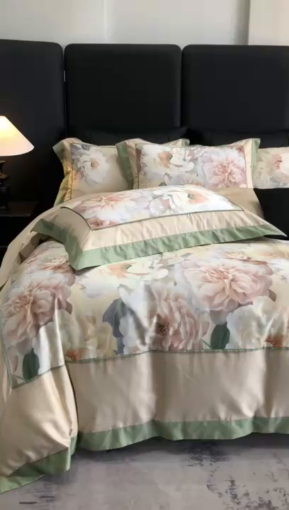 91家纺网 家纺一手货源 找家纺 佳汐蓝家纺 2025秋冬新款臻棉磨毛数码印花大拼角四件套 芸霞-黄