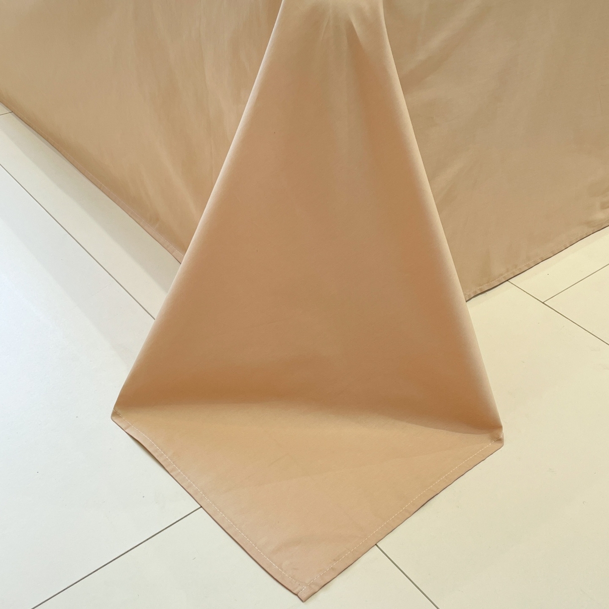 91家纺网 家纺一手货源 找家纺 羚羊语家纺 2025秋冬新款复古小清新花边款40支全棉纯棉轻法式13372小清新喷气印花 繁花一梦