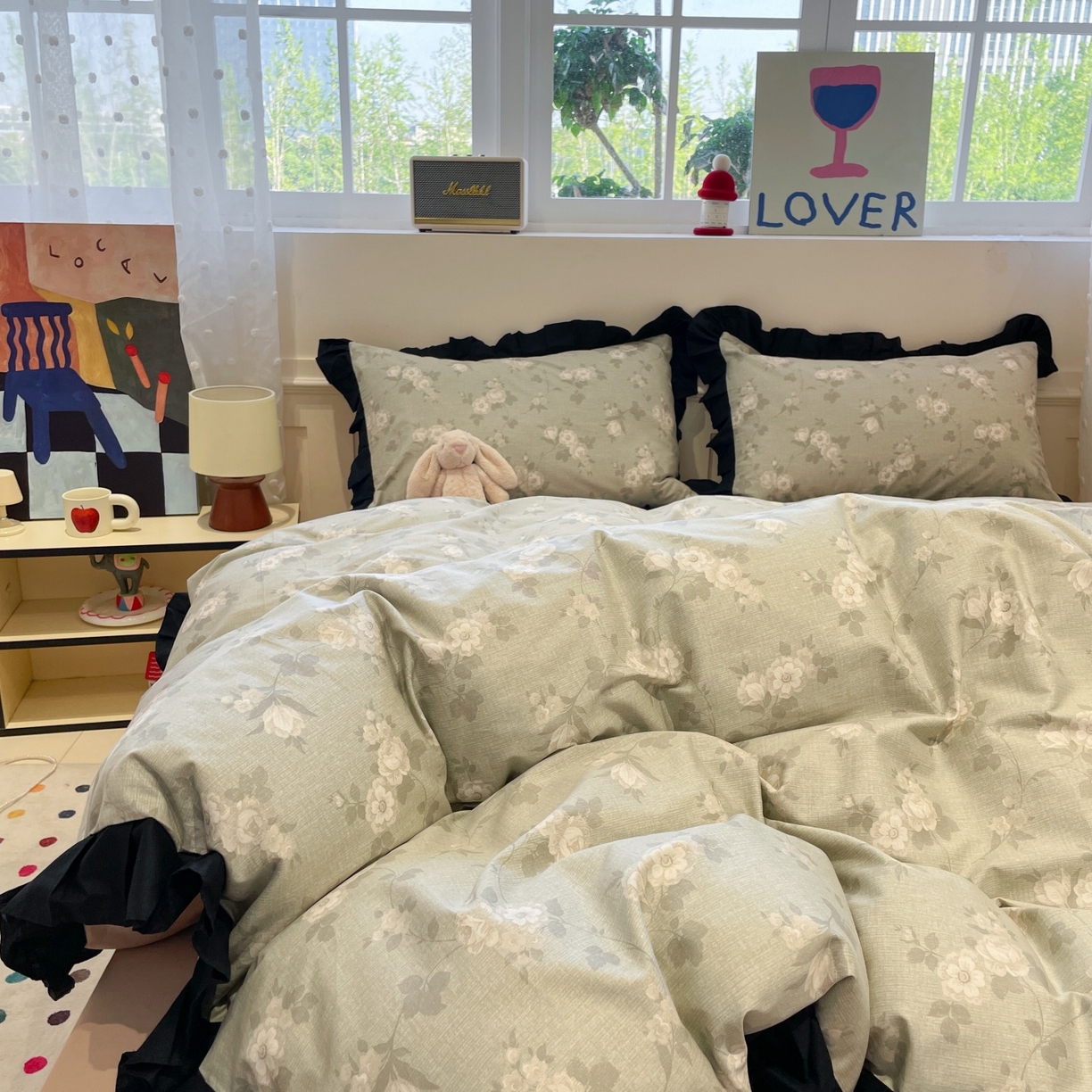 91家纺网 家纺一手货源 找家纺 羚羊语家纺 2025秋冬新款复古小清新花边款40支全棉纯棉轻法式13372小清新喷气印花 青野时光