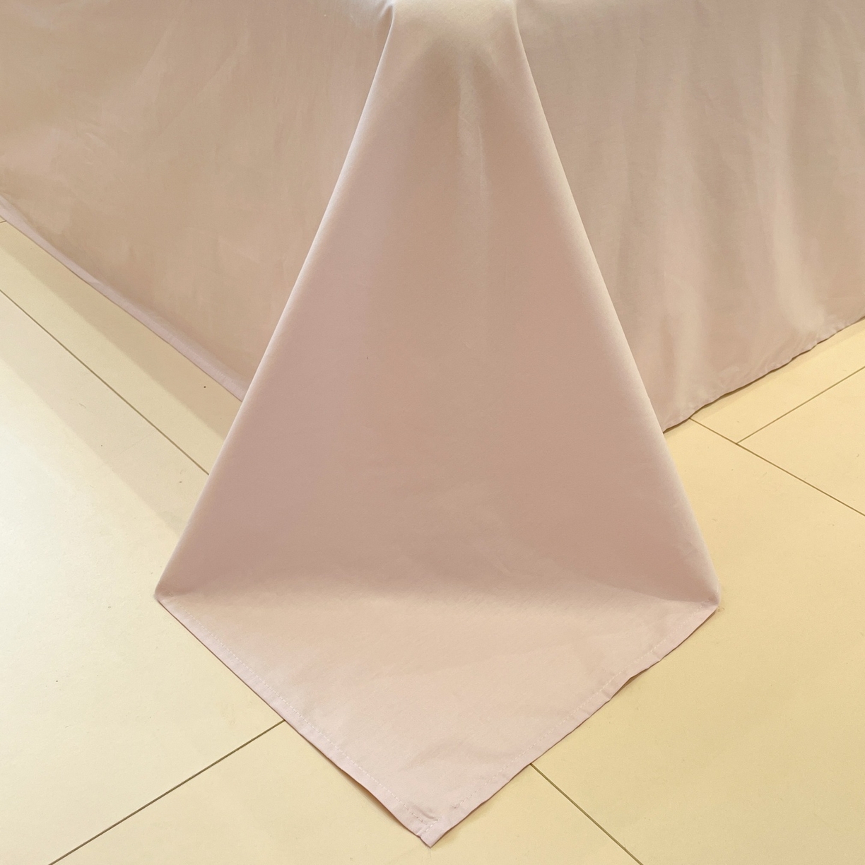 91家纺网 家纺一手货源 找家纺 羚羊语家纺 2025秋冬新款复古小清新花边款40支全棉纯棉轻法式13372小清新喷气印花 莫奈花园