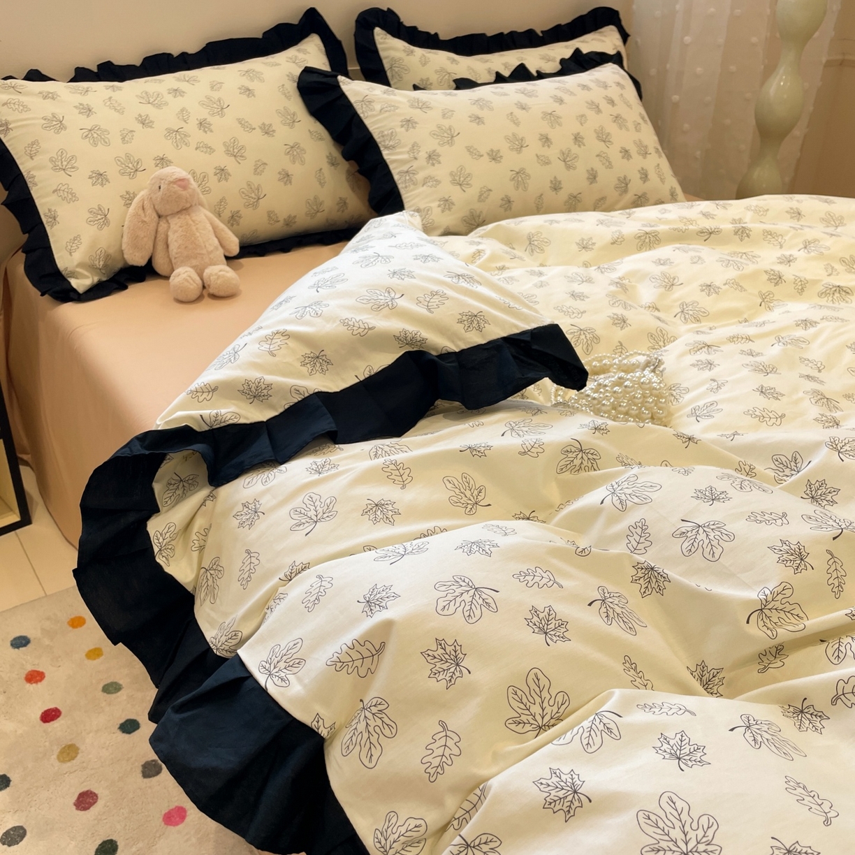 91家纺网 家纺一手货源 找家纺 羚羊语家纺 2025秋冬新款复古小清新花边款40支全棉纯棉轻法式13372小清新喷气印花 繁花一梦