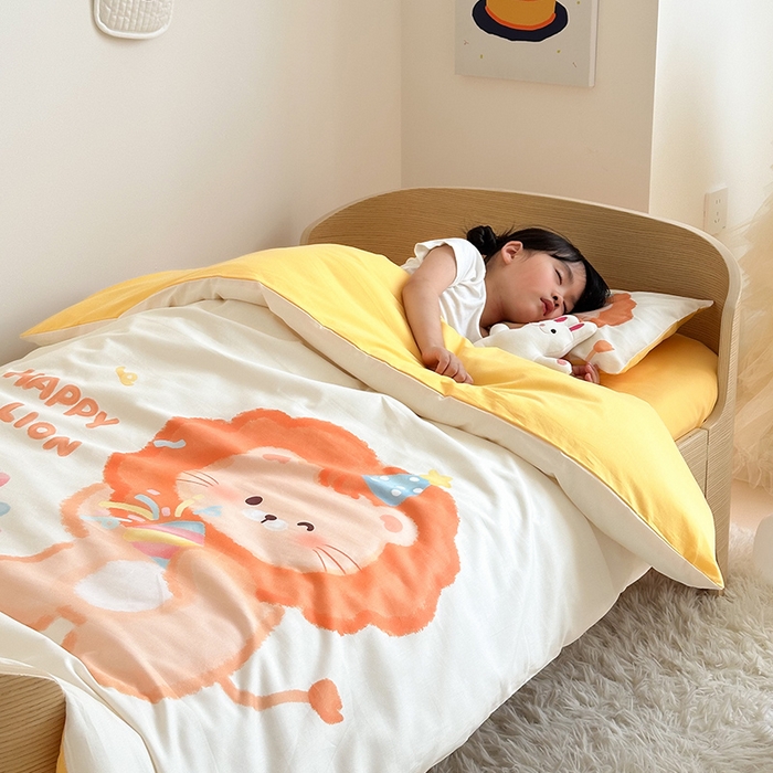 91家纺网 家纺一手货源 找家纺 （总）嗨生活 2025新款A类全棉纯棉40s数码印花原创大版卡通幼儿园套件 幼儿园三件套