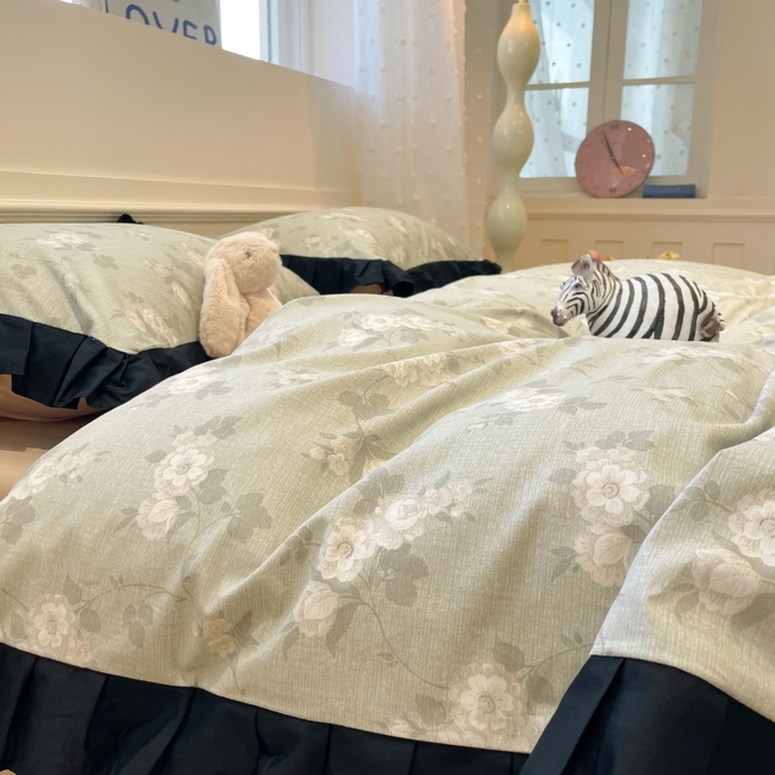 91家纺网 家纺一手货源 找家纺 （总）羚羊语家纺 2025秋冬新款复古小清新花边款40支全棉纯棉轻法式13372小清新喷气印花