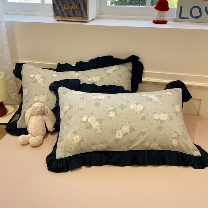 91家纺网 家纺一手货源 找家纺 （总）羚羊语家纺 2025秋冬新款复古小清新花边款40支全棉纯棉轻法式13372小清新喷气印花