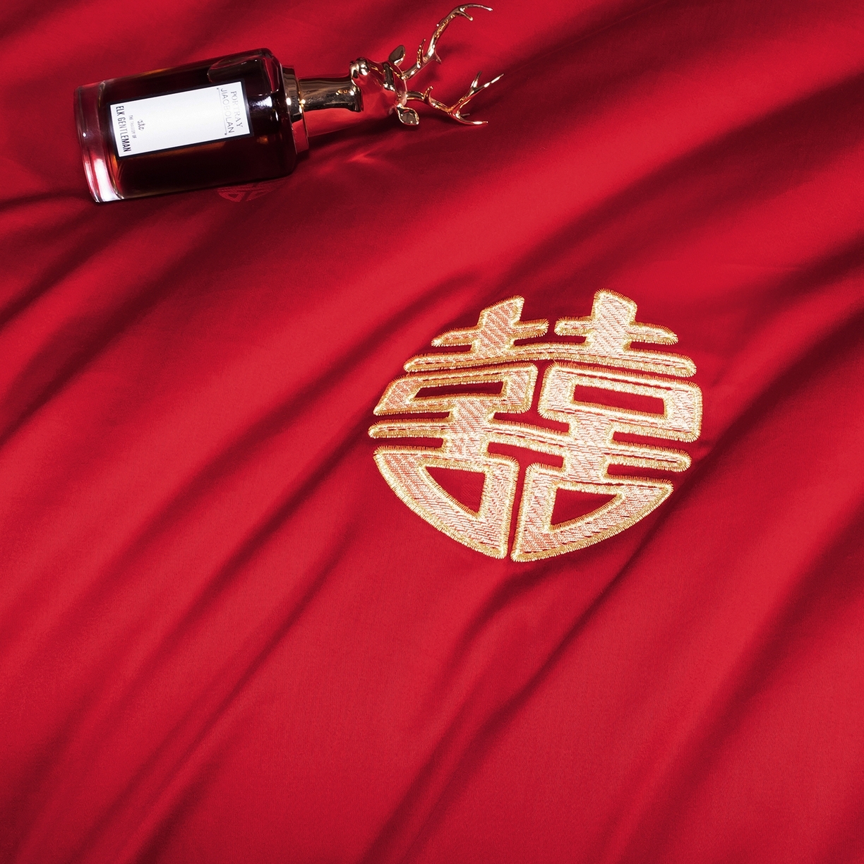 91家纺网 家纺一手货源 找家纺 （总）柏拉图 2025新款100s贡缎长绒棉提花婚庆系列四件套多件套