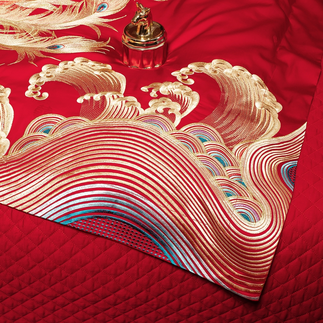 91家纺网 家纺一手货源 找家纺 （总）柏拉图 2025新款100s长绒棉贡缎提花重工艺刺绣婚庆四件套多件套