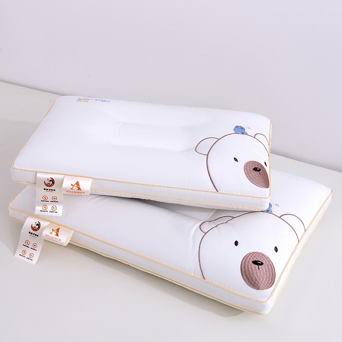 91家纺网 家纺一手货源 找家纺 （总）织布人 2025新款枕芯A类全棉纯棉刺绣招财猫卡通幼儿园儿童枕头学生宿舍枕头枕芯